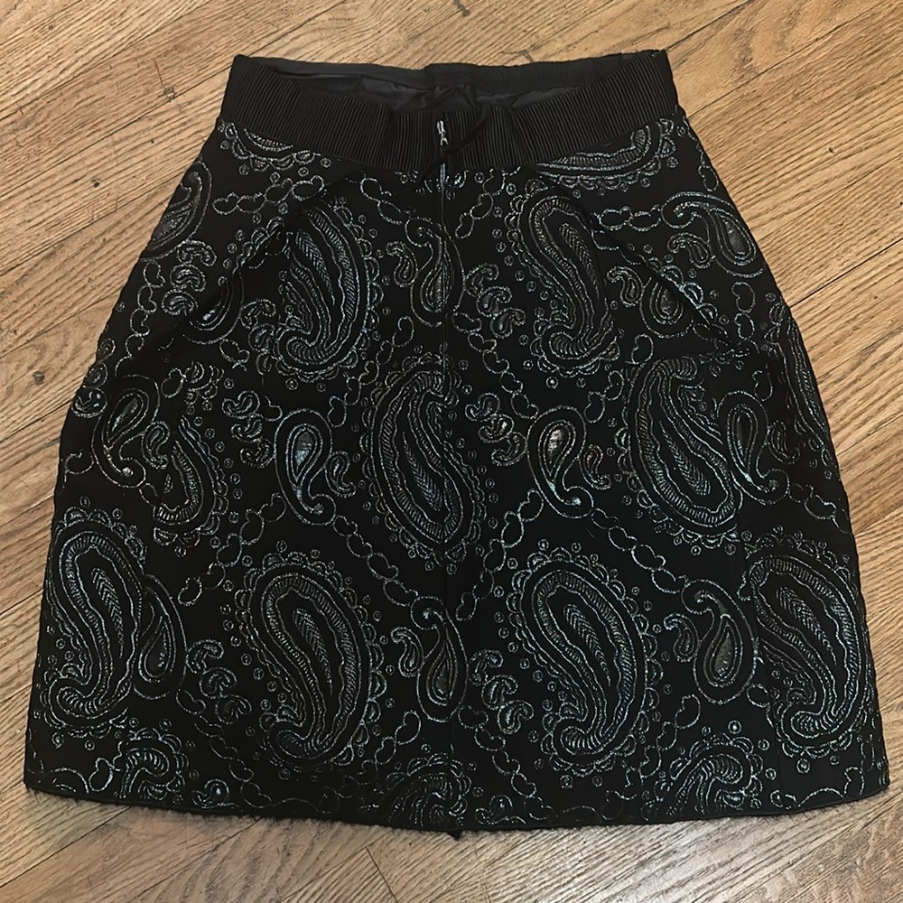 ✨Marc Jacob’s ✨ Elegant Black Paisley Skirt - Picture 5 of 11